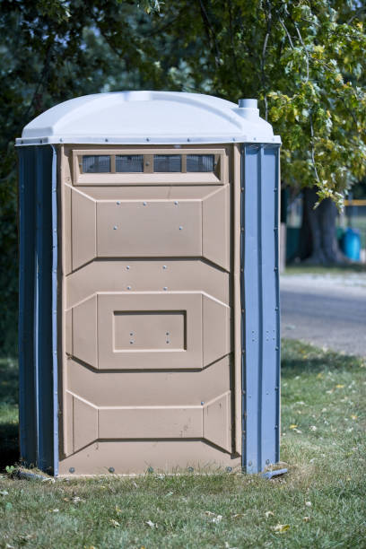 Portable Toilet Options We Offer in Vinco, PA